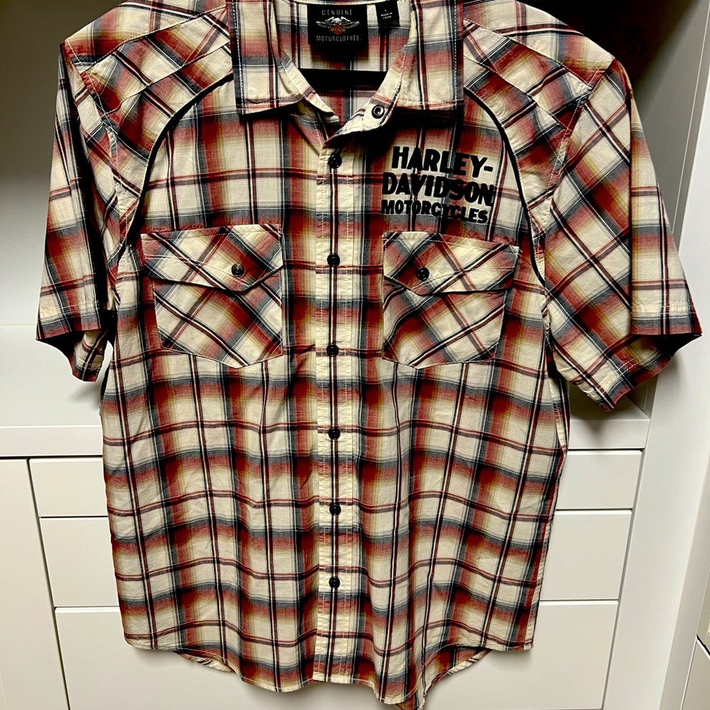 Harley Davidson Button Down Shirt. Selling because I’ve grown out of it.  💪